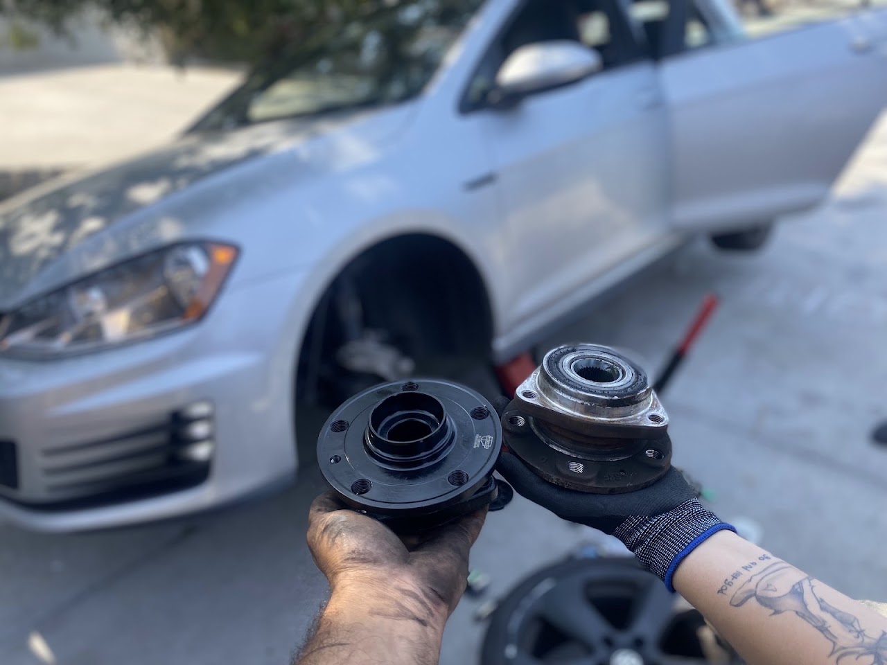 Mobile mechanic repair work